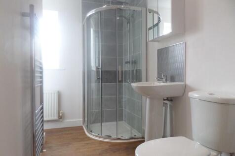 26_1st Floor_Bath...