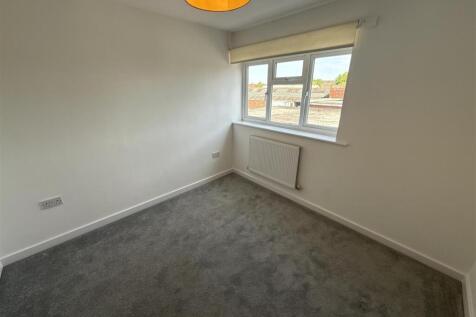 Bedroom.JPG