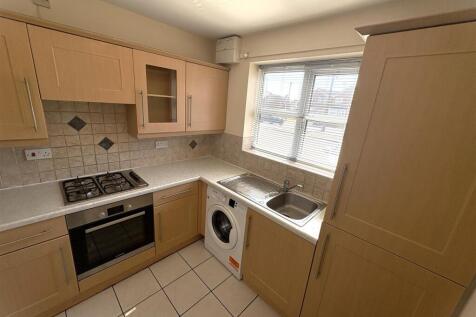 Kitchen 2.JPG