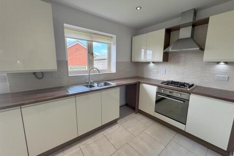 kitchen 3.jpg