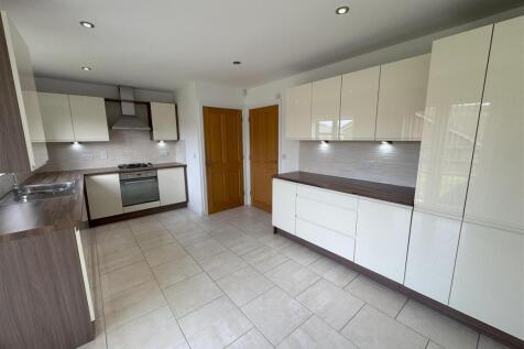kitchen 4.jpg