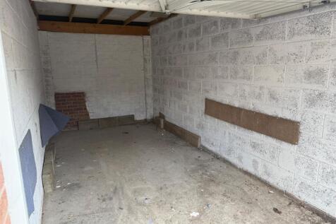 garage inside.jpg