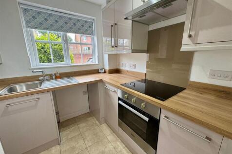 kitchen 1.jpg