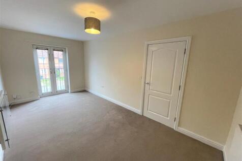 Living room 2.jpg