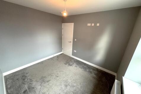 Second bedroom 2.JPG