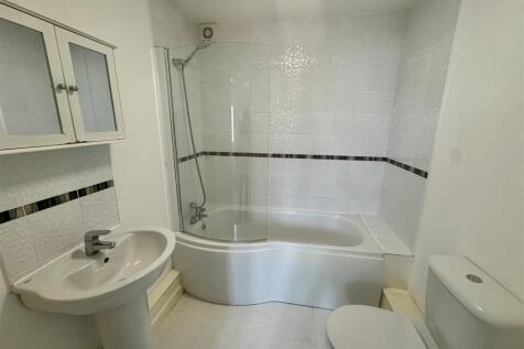bathroom.JPG
