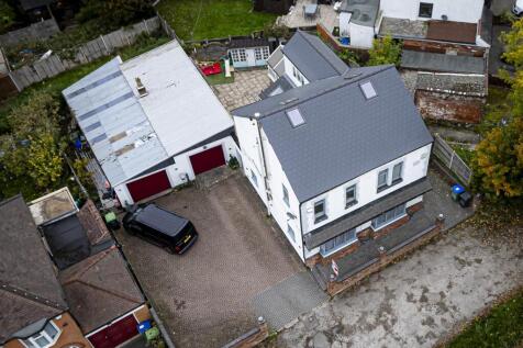 15-28 Gateley Road.jpg