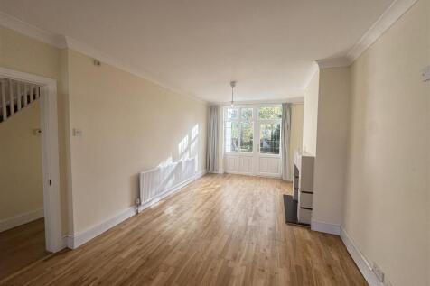 living room 5.JPG