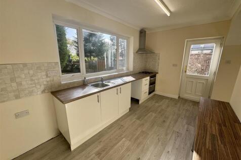 kitchen 2.JPG