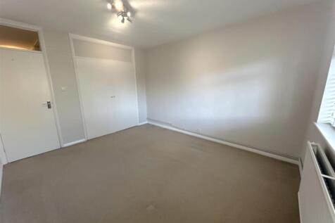 1st bedroom angle.jpeg