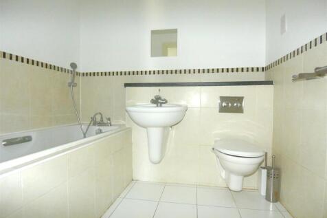 Bathroom.jpg