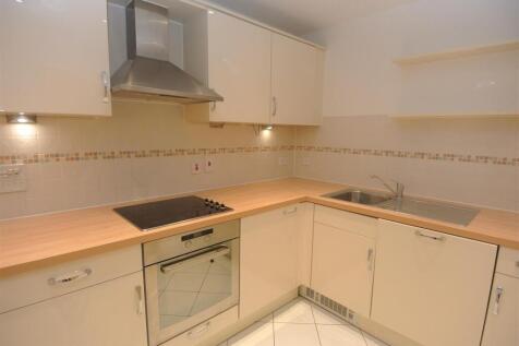 Kitchen.JPG