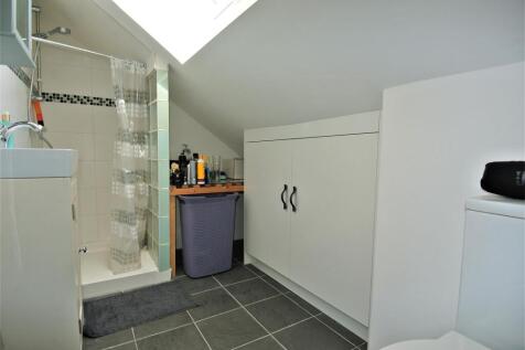 Top Floor Bedroom En Suite