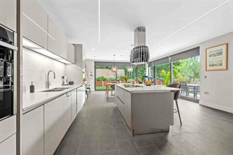 VIEW THROUGH KITCHEN.jpg