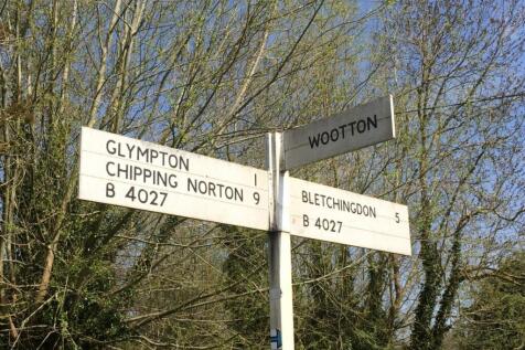 Village Signpost.JPG