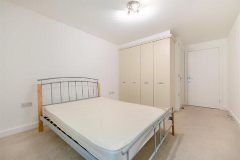 8568482-interior02.jpg