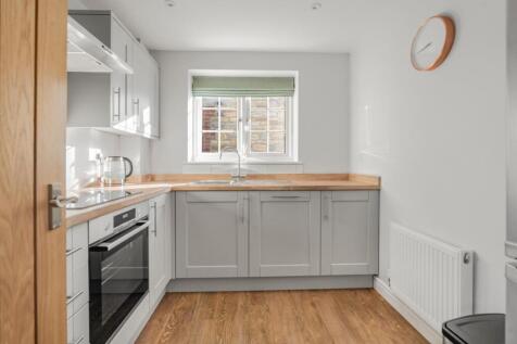 Annexe Kitchen.jpg