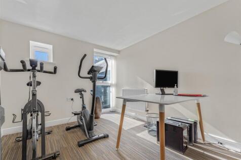 GYM or PRIVATE OFFICE.jpg