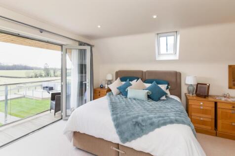 MASTER SUITE BALCONY.jpg