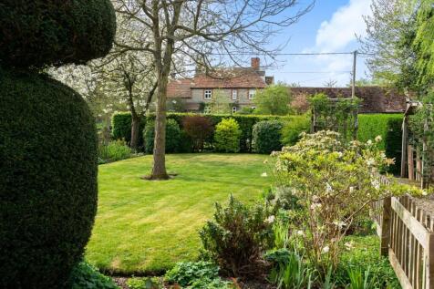 GARDENS &amp; FARMHOUSE BACKDROP.jpg