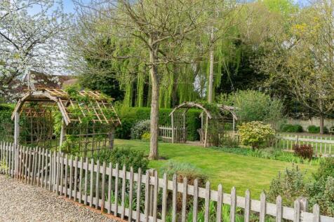 GARDEN VIEW.jpg