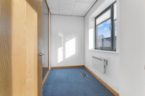 FIRST FLOOR QUIET OFFICE i.jpg
