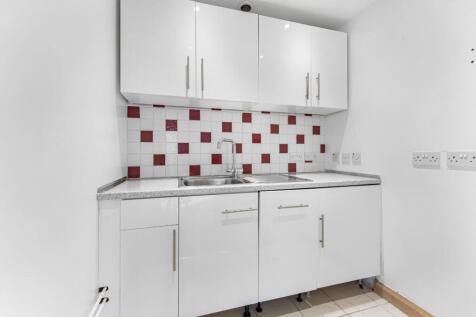 FIRST FLOOR GALLEY KITCHEN.jpg