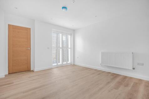 RECEPTION ROOM.jpg