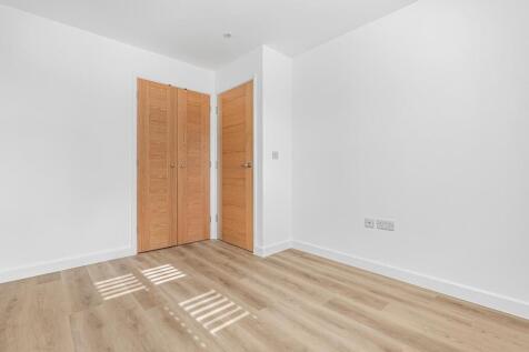 BEDROOM Alternative view.jpg