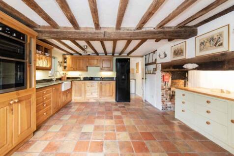 FARMHOUSE KITCHEN (FILEminimizer) - Copy.jpg