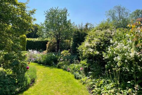 GARDEN2 - Copy.jpg