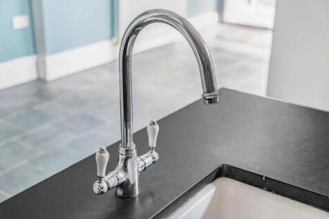 KITCHEN DETAIL.jpg