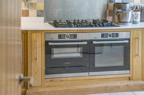 BESPOKE HAND CRAFTED KITCHEN.jpg
