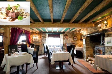 THE NUT TREE INN INTERIOR.jpg