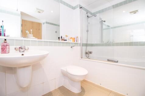 Bathroom.jpg