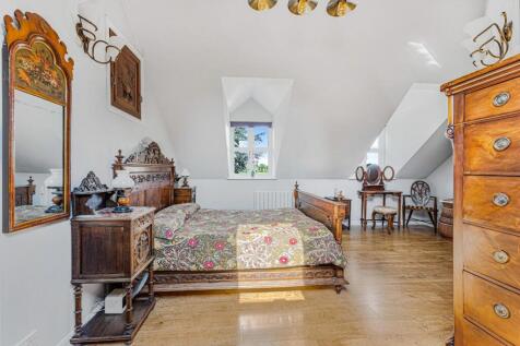 MASTER SUITE.jpg