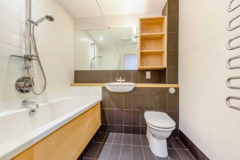 Bathroom.jpg