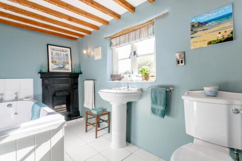 8363244-interior27-800.jpg