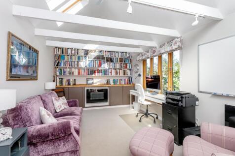 8363244-interior36-800.jpg