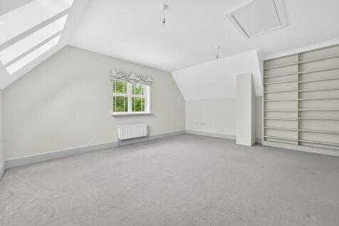 BEDROOM 4.jpg
