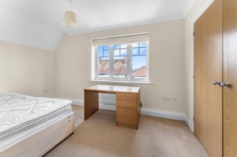 BEDROOM 3.jpg