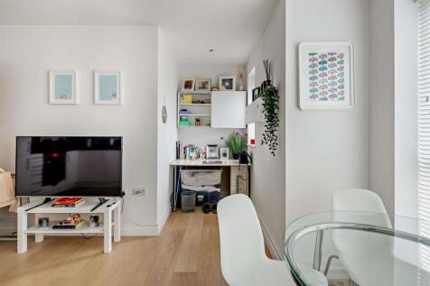DINING SPACE.jpg