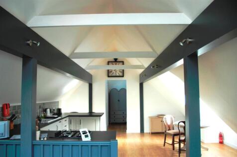 Living room.JPG