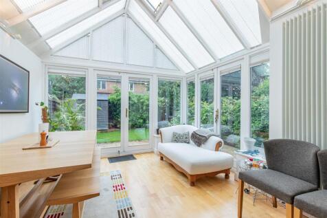 GARDEN &amp; DINING ROOM.jpg