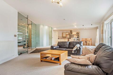 8570645-interior09-800.jpg