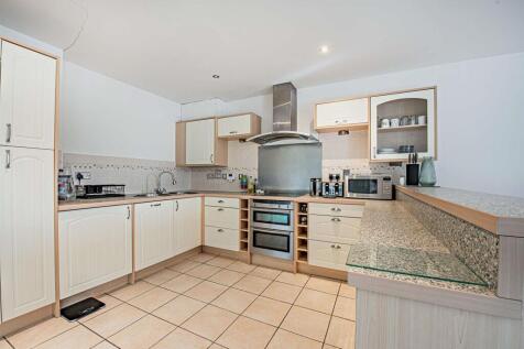 8570645-interior04-800.jpg