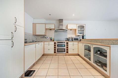 8570645-interior05-800.jpg