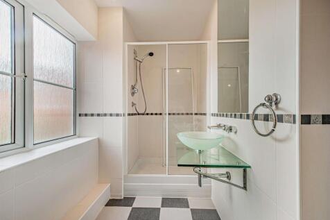 8570645-interior18-800.jpg