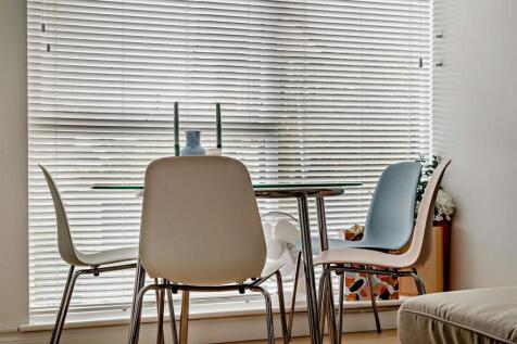 DINING LIFESTYLE.jpg