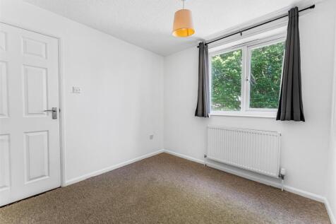 11 Rawson Close -25.jpg